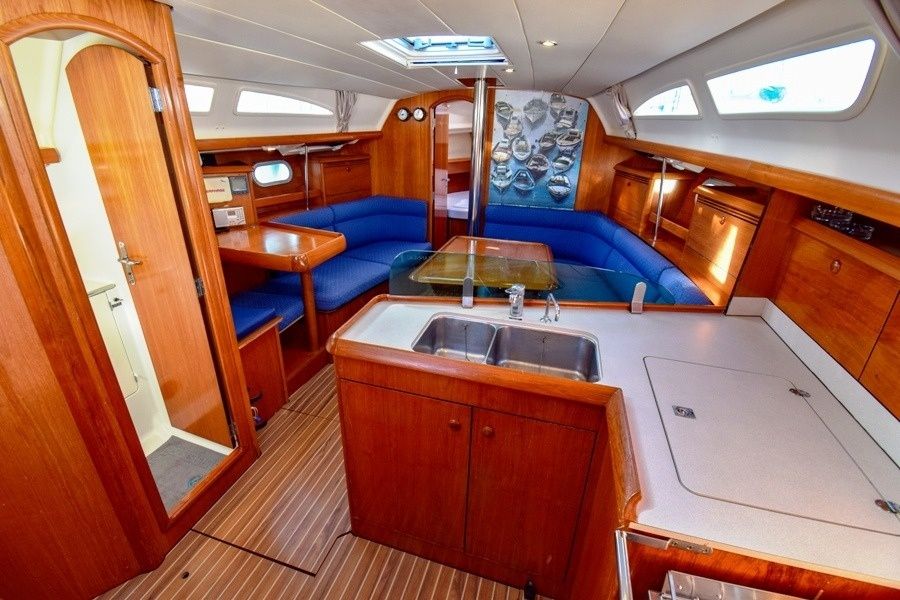 Jeanneau Sun Odyssey 37 | Kacamak