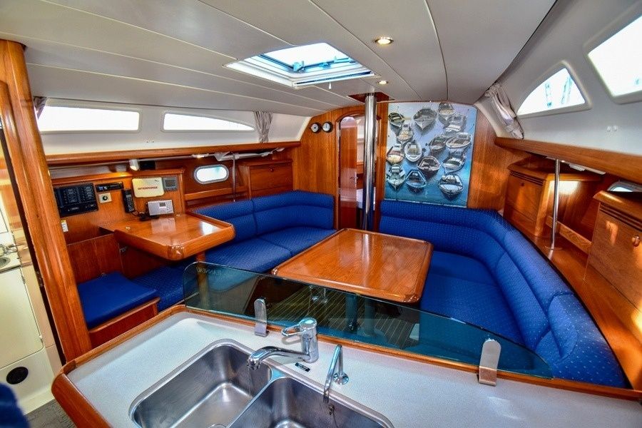 Jeanneau Sun Odyssey 37 | Kacamak