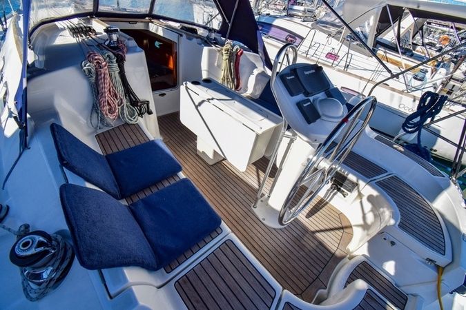 Jeanneau Sun Odyssey 37 | Kacamak