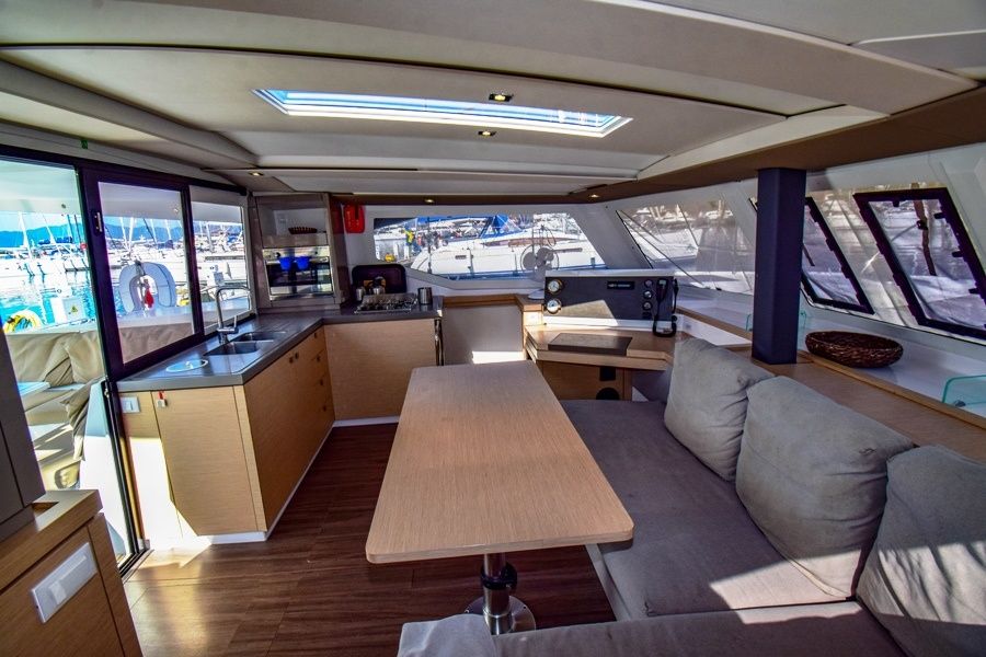 Fountaine Pajot Lucia 40 | Sky Maria