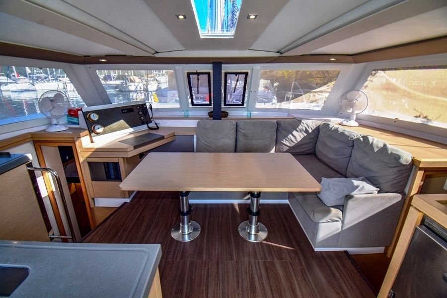 Fountaine Pajot Lucia 40 | Sky Maria