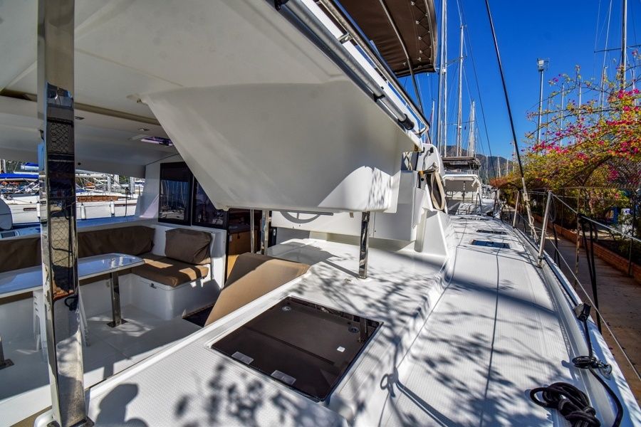 Fountaine Pajot Lucia 40 | Sky Maria