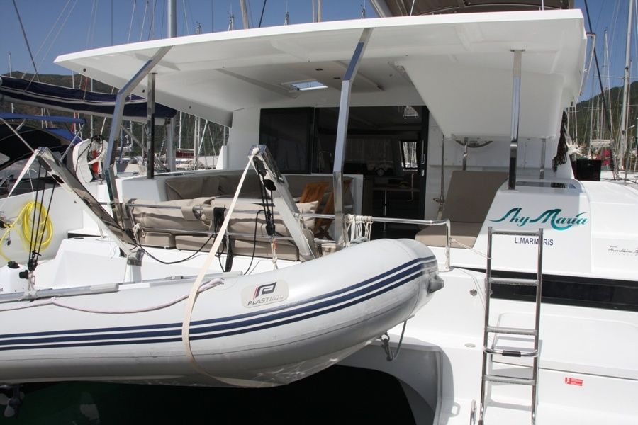 Fountaine Pajot Lucia 40 | Sky Maria