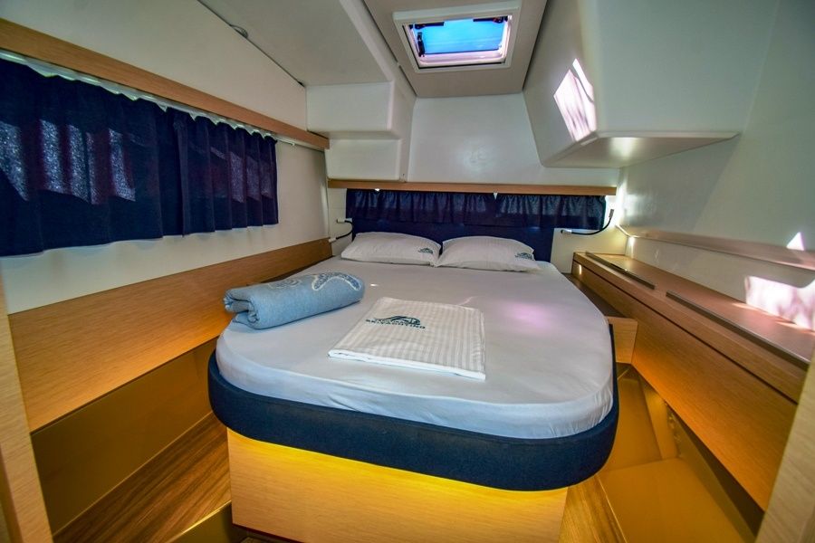 Fountaine Pajot Lucia 40 | Sky Maria