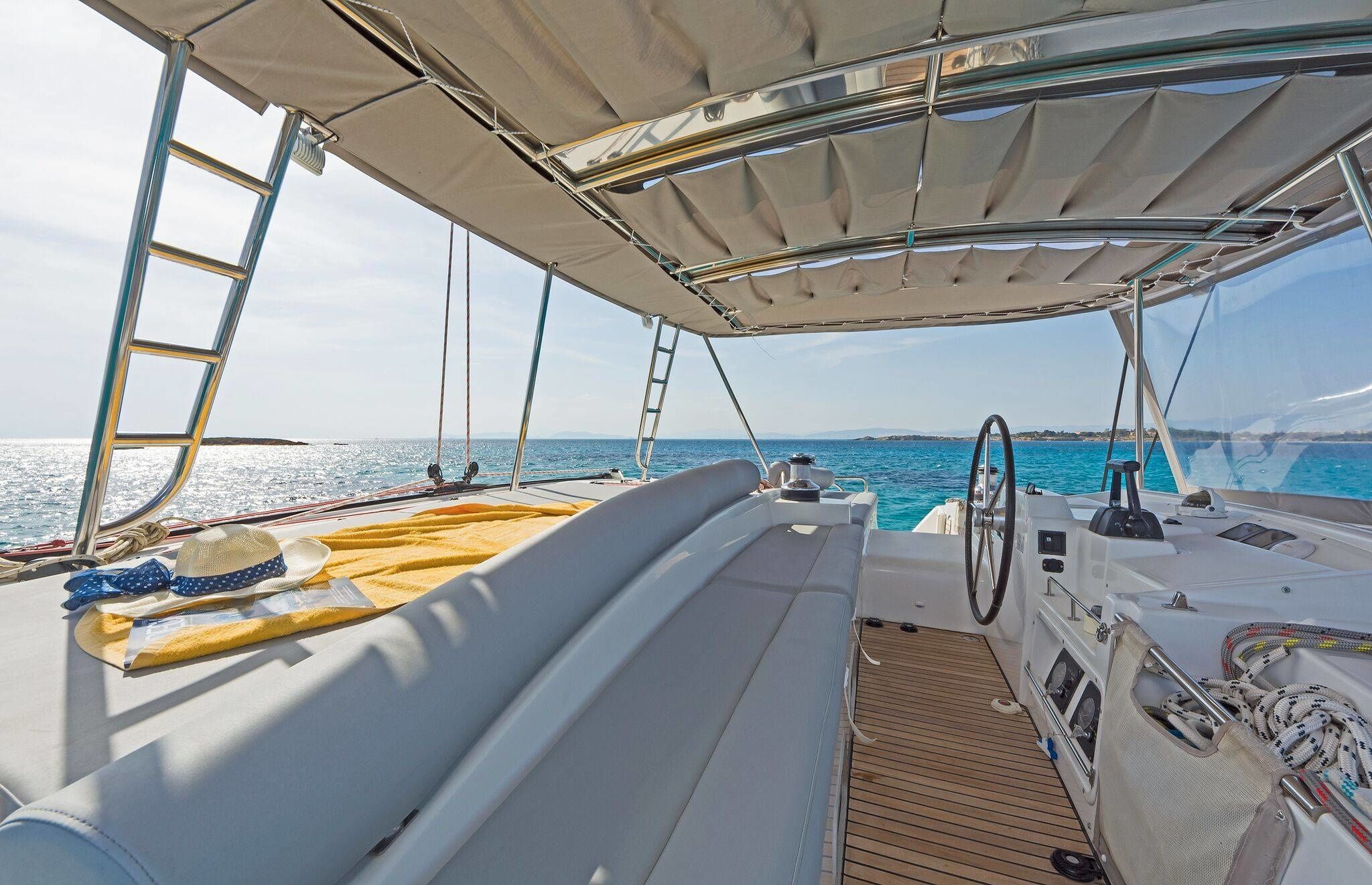 Lagoon 500 | Mystique 1