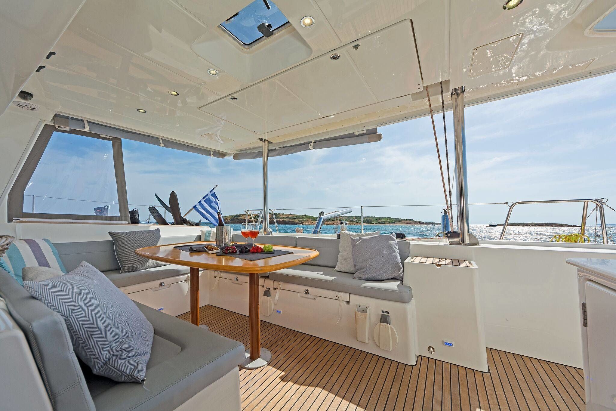 Lagoon 500 | Mystique 1