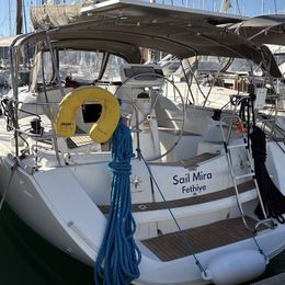 Jeanneau Sun Odyssey 36 | Sail Mira