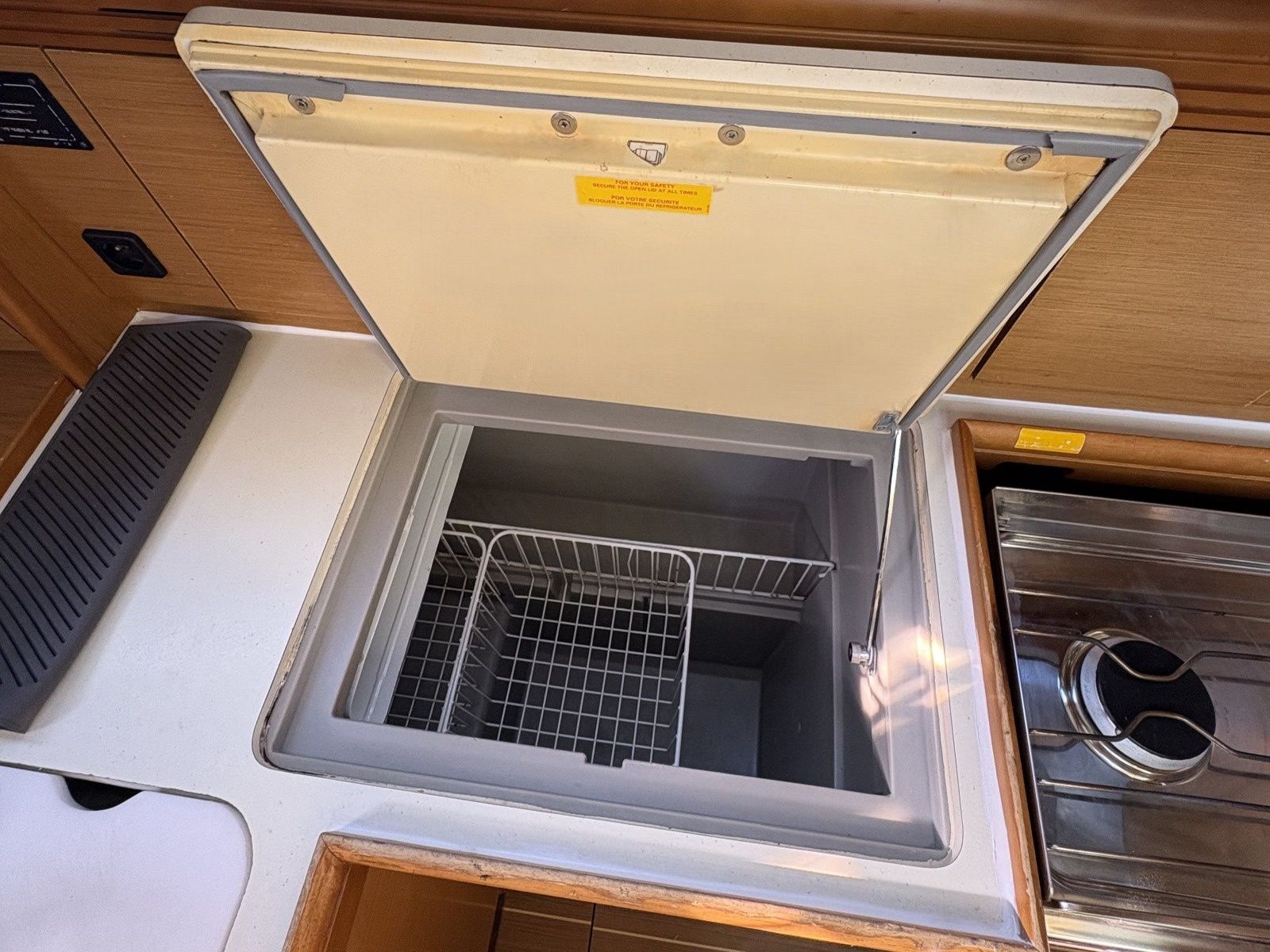 Jeanneau Sun Odyssey 36 | Sail Mira