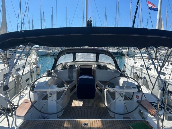 Bavaria Cruiser 45 | Golic