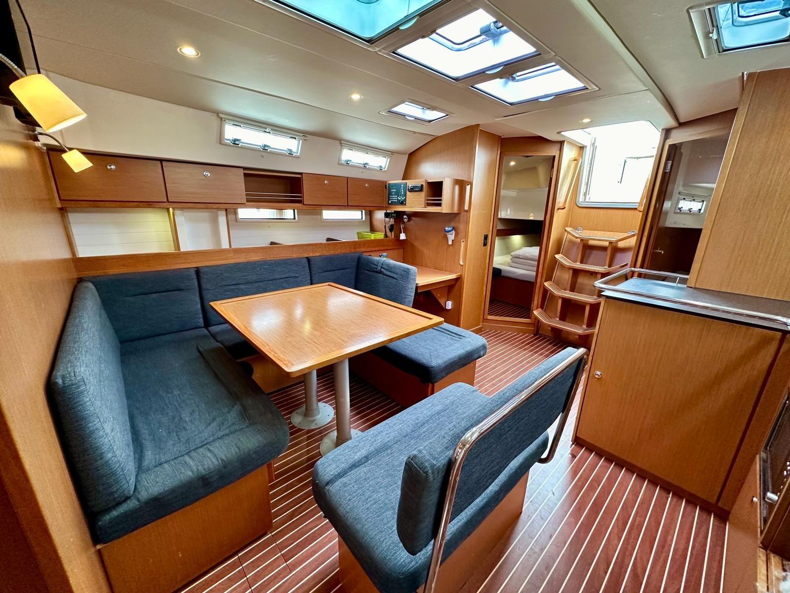 Bavaria Cruiser 45 | Oključ