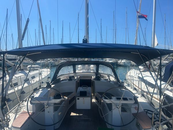 Bavaria Cruiser 45 | Oključ