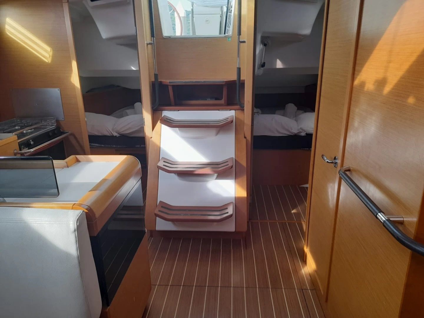 Jeanneau Sun Odyssey 439 | Mira