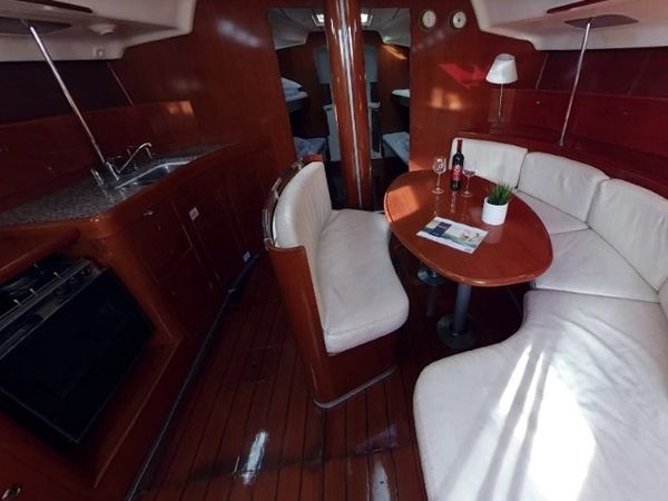 Beneteau First 47 | First Class 2