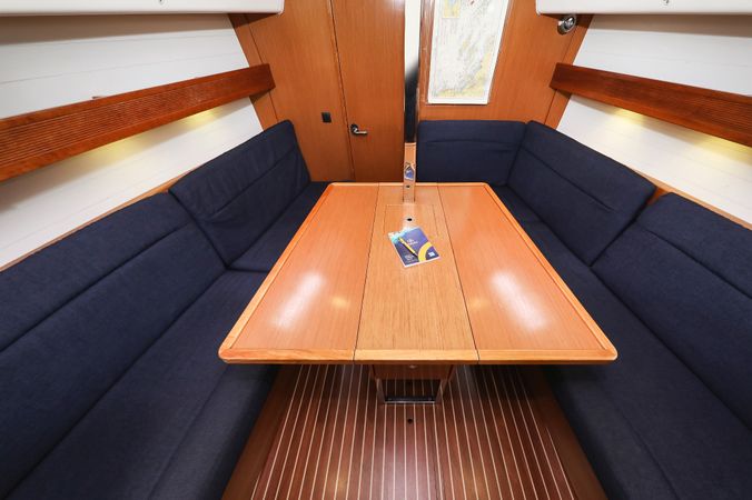 Bavaria Cruiser 32 | Star Chiara