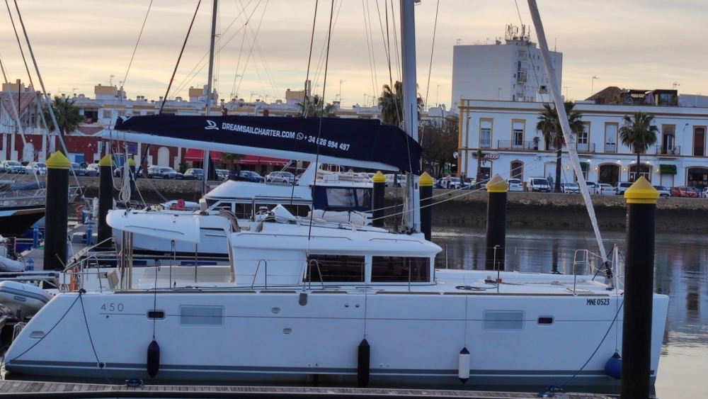 Lagoon 450 F | Donata