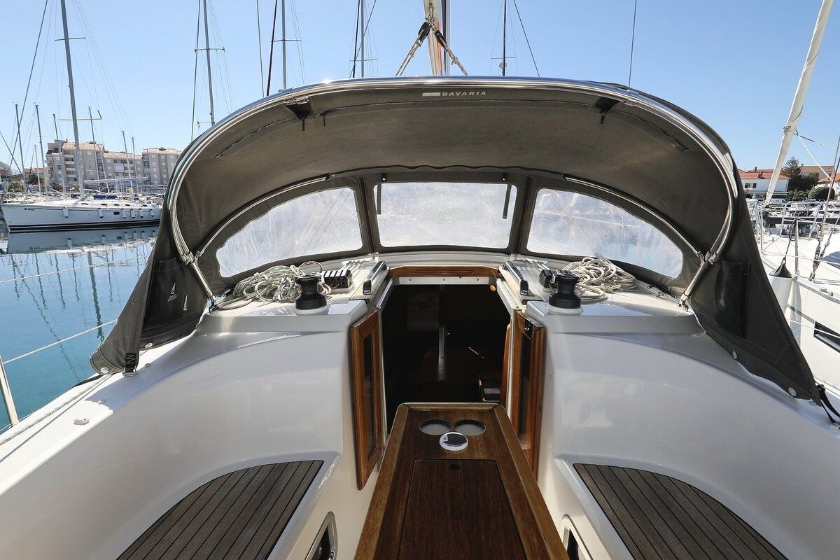 Bavaria Cruiser 34 | Feeling Good