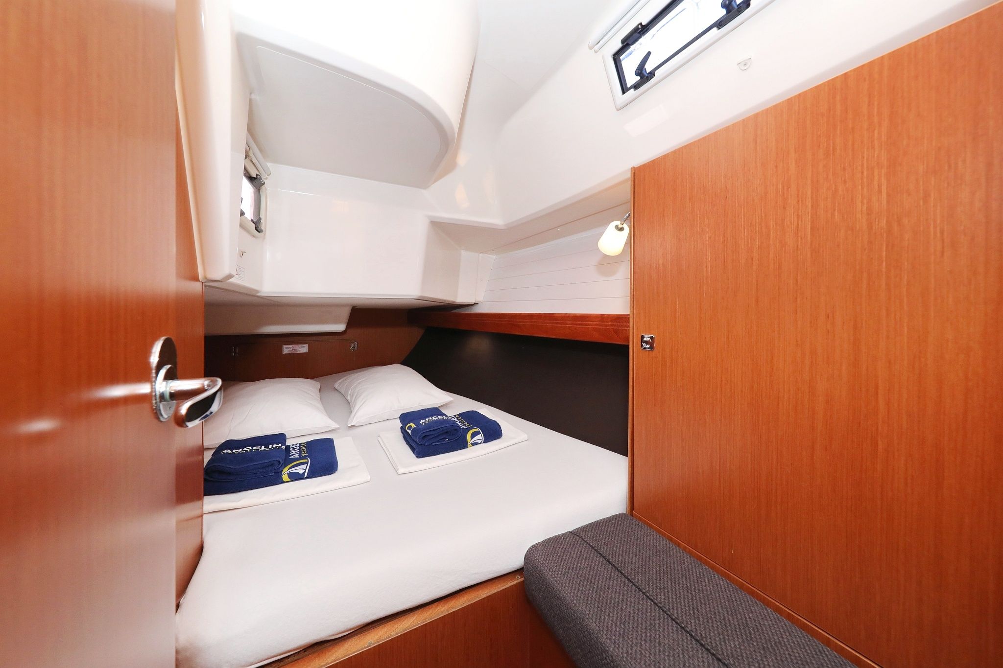 Bavaria Cruiser 37 | Angelic