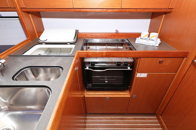 Bavaria Cruiser 37 | Angelic