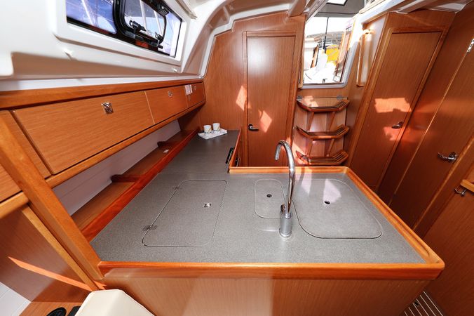 Bavaria Cruiser 37 | Sun Course