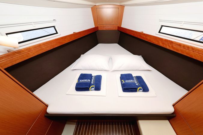 Bavaria Cruiser 37 | Sun Course