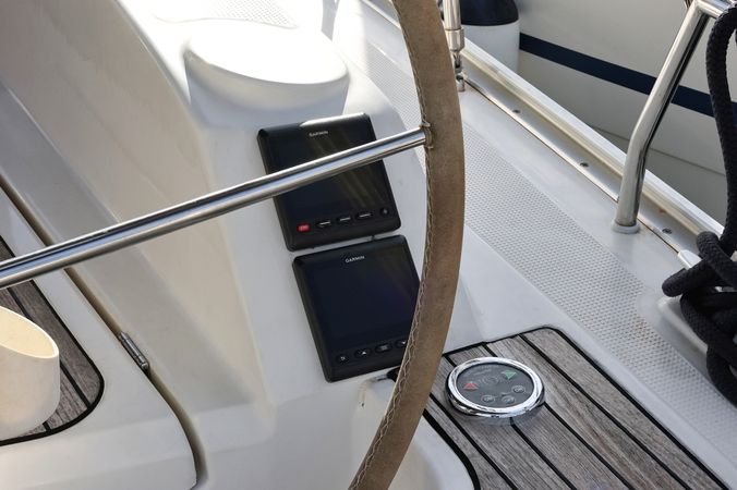 Bavaria Cruiser 37 | Sun Course