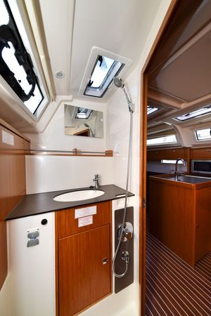 Bavaria Cruiser 37 | Viviana