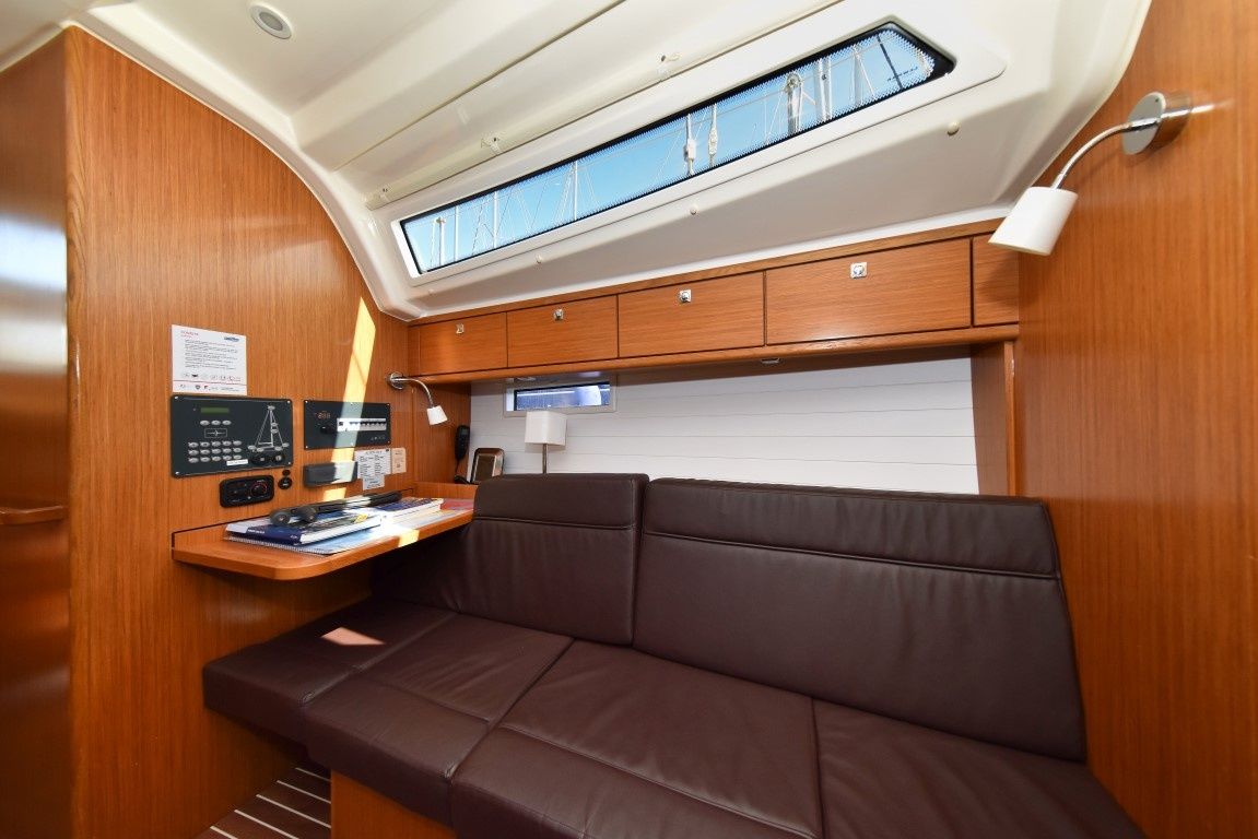 Bavaria Cruiser 37 | Viviana