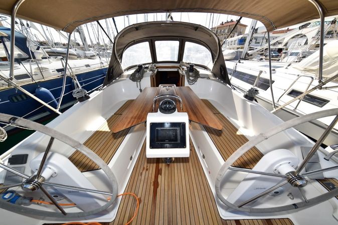 Bavaria Cruiser 37 | Viviana