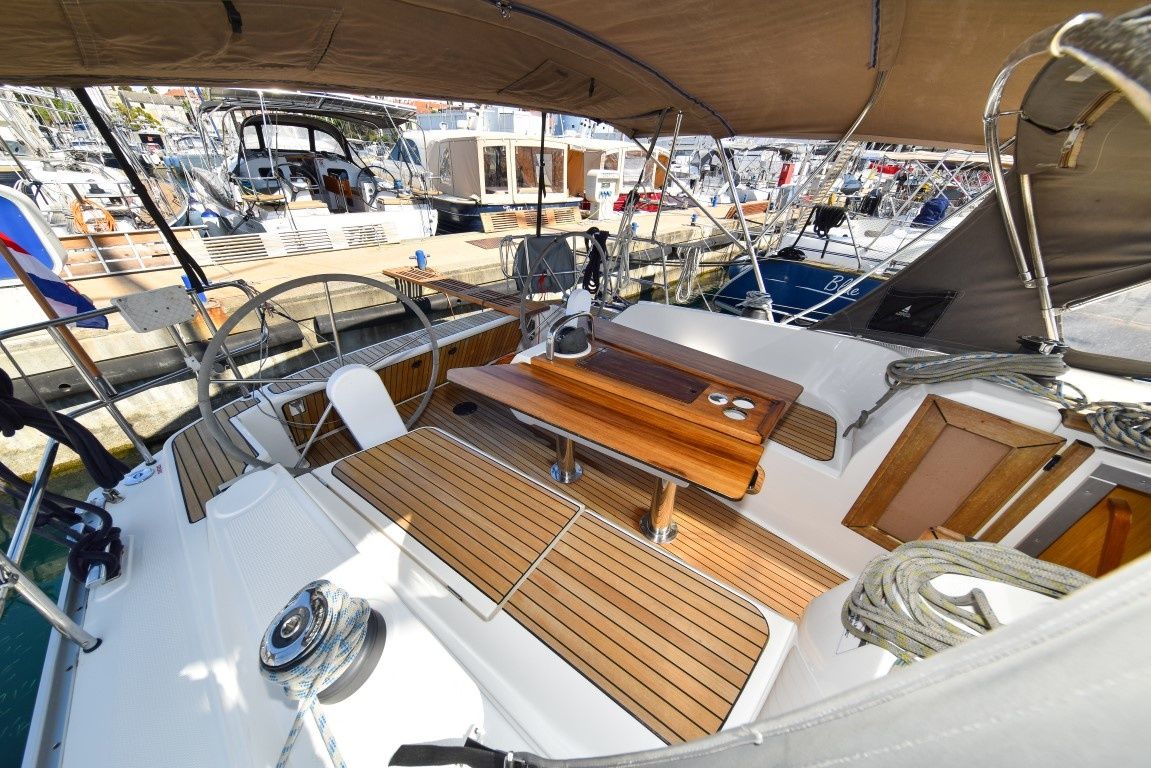 Bavaria Cruiser 37 | Viviana