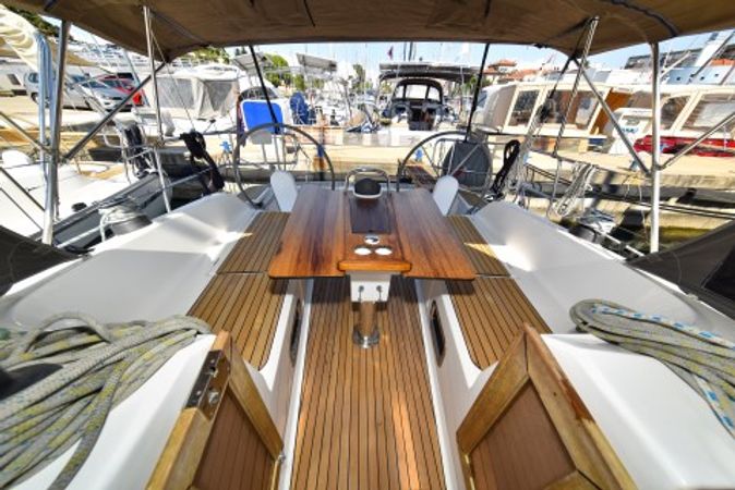 Bavaria Cruiser 37 | Viviana
