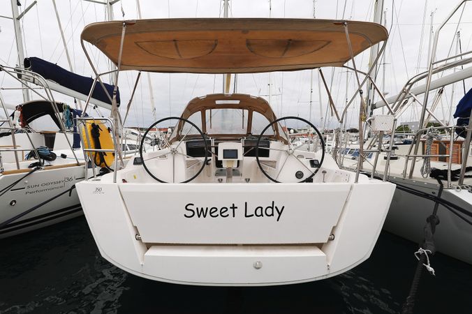 Dufour 350 | Sweet Lady