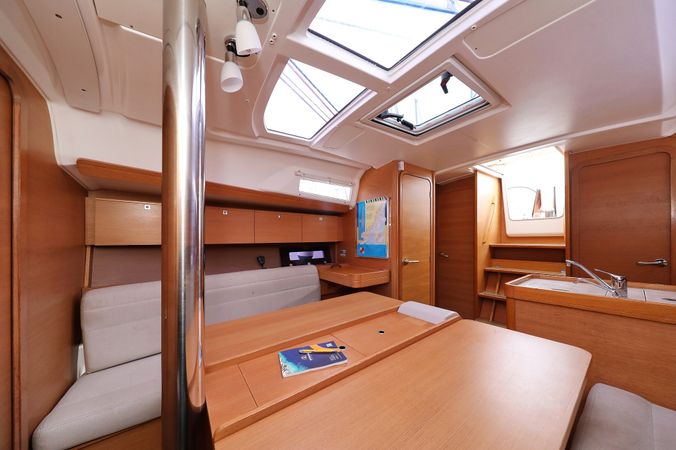 Dufour 350 | Sweet Lady