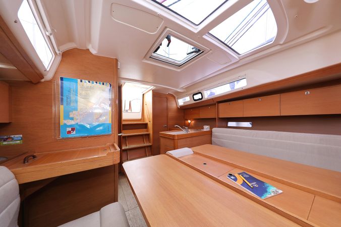 Dufour 350 | Sweet Lady