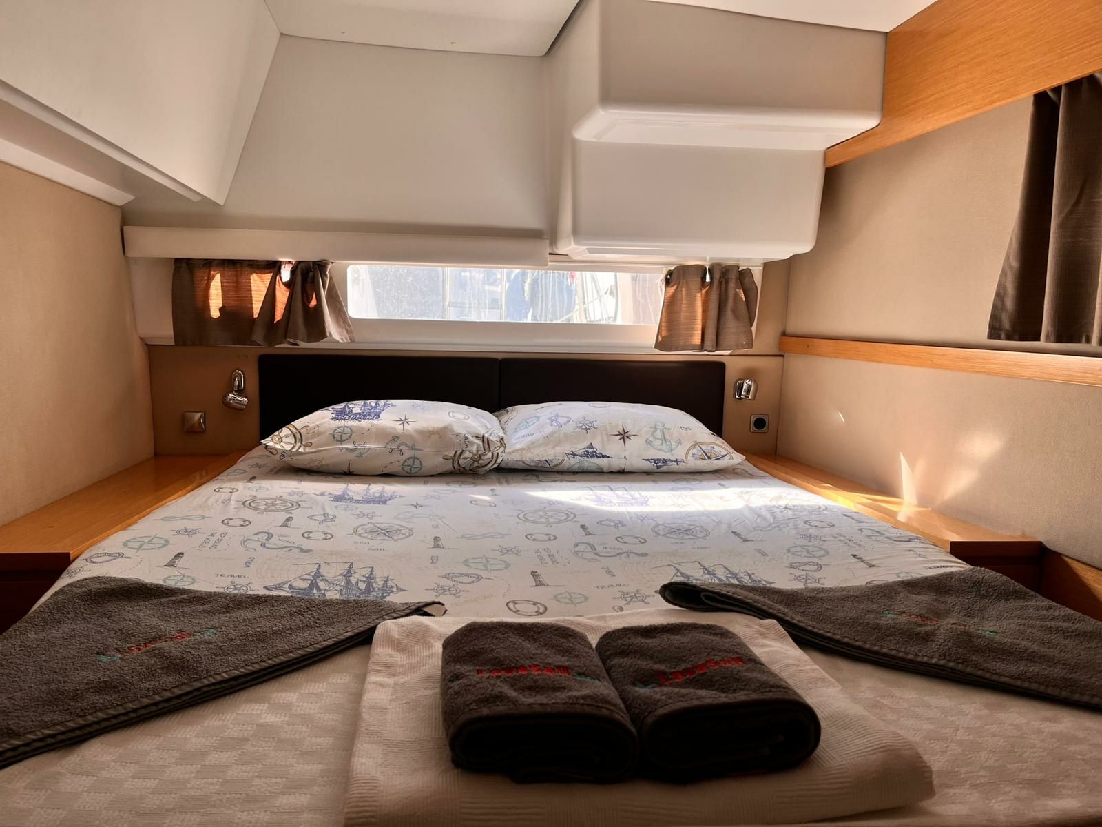 Fountaine Pajot Helia 44 | Lycia