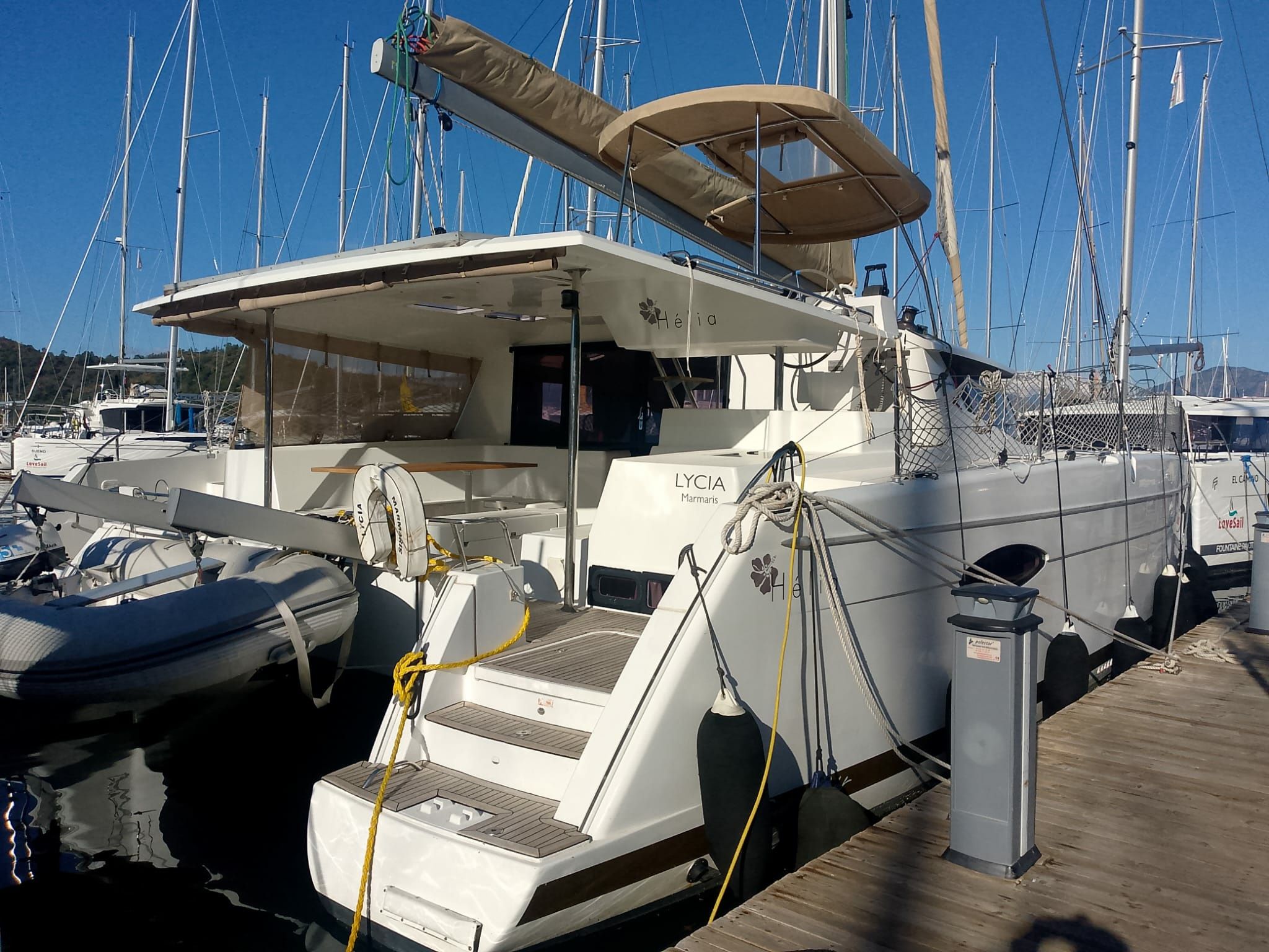 Fountaine Pajot Helia 44 | Lycia