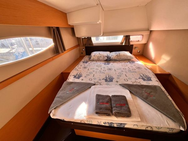 Fountaine Pajot Helia 44 | Lycia