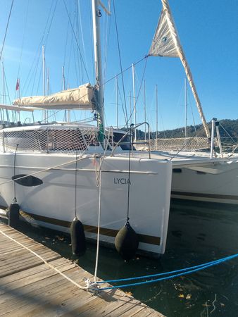 Fountaine Pajot Helia 44 | Lycia