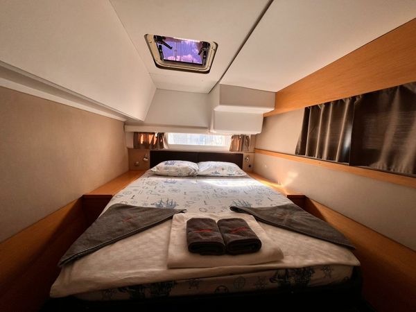 Fountaine Pajot Helia 44 | Lycia