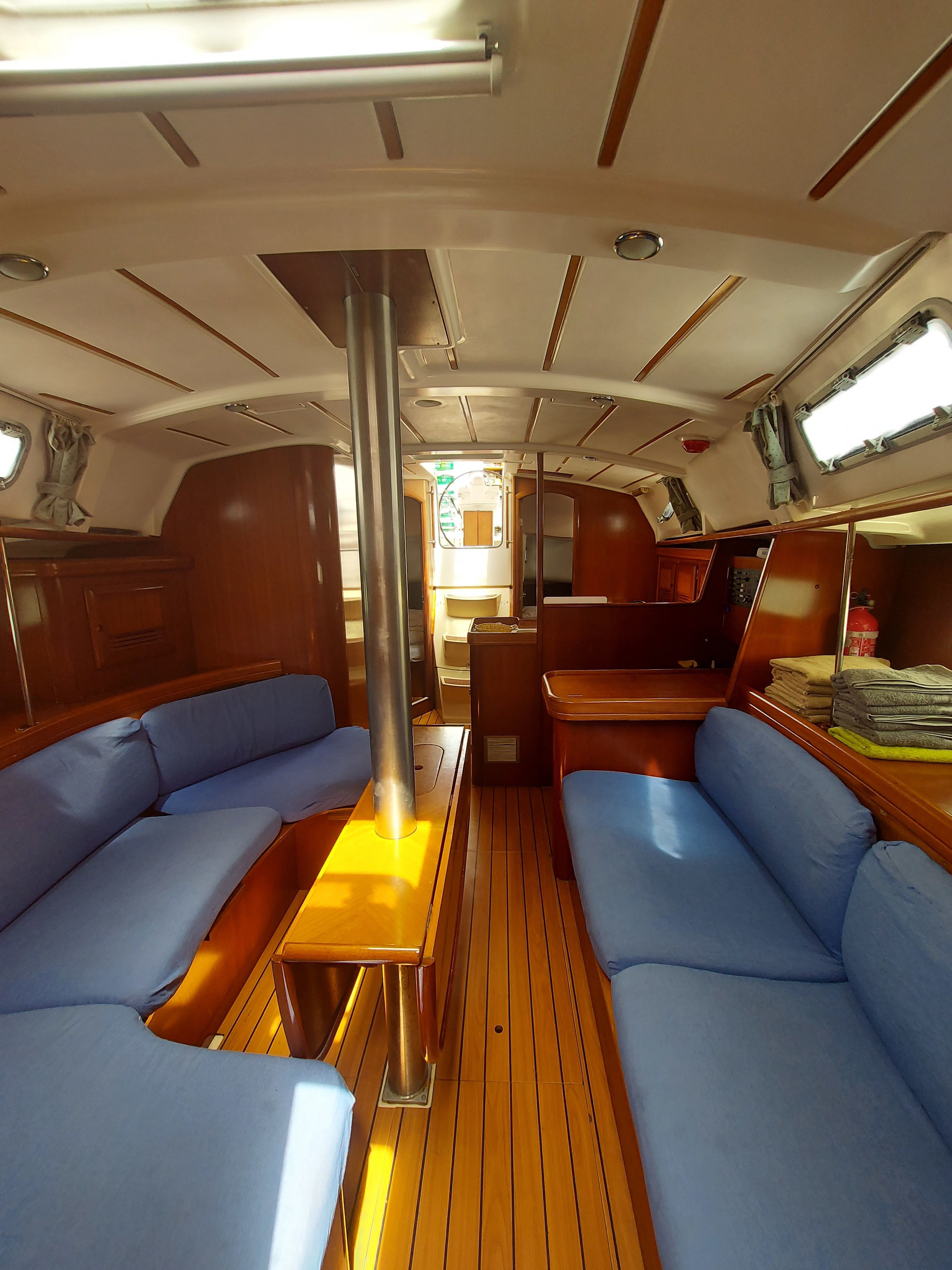 Beneteau Oceanis Clipper 361 | Pravda