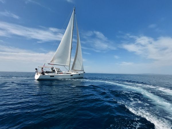 Beneteau Oceanis 48 | Orchidea