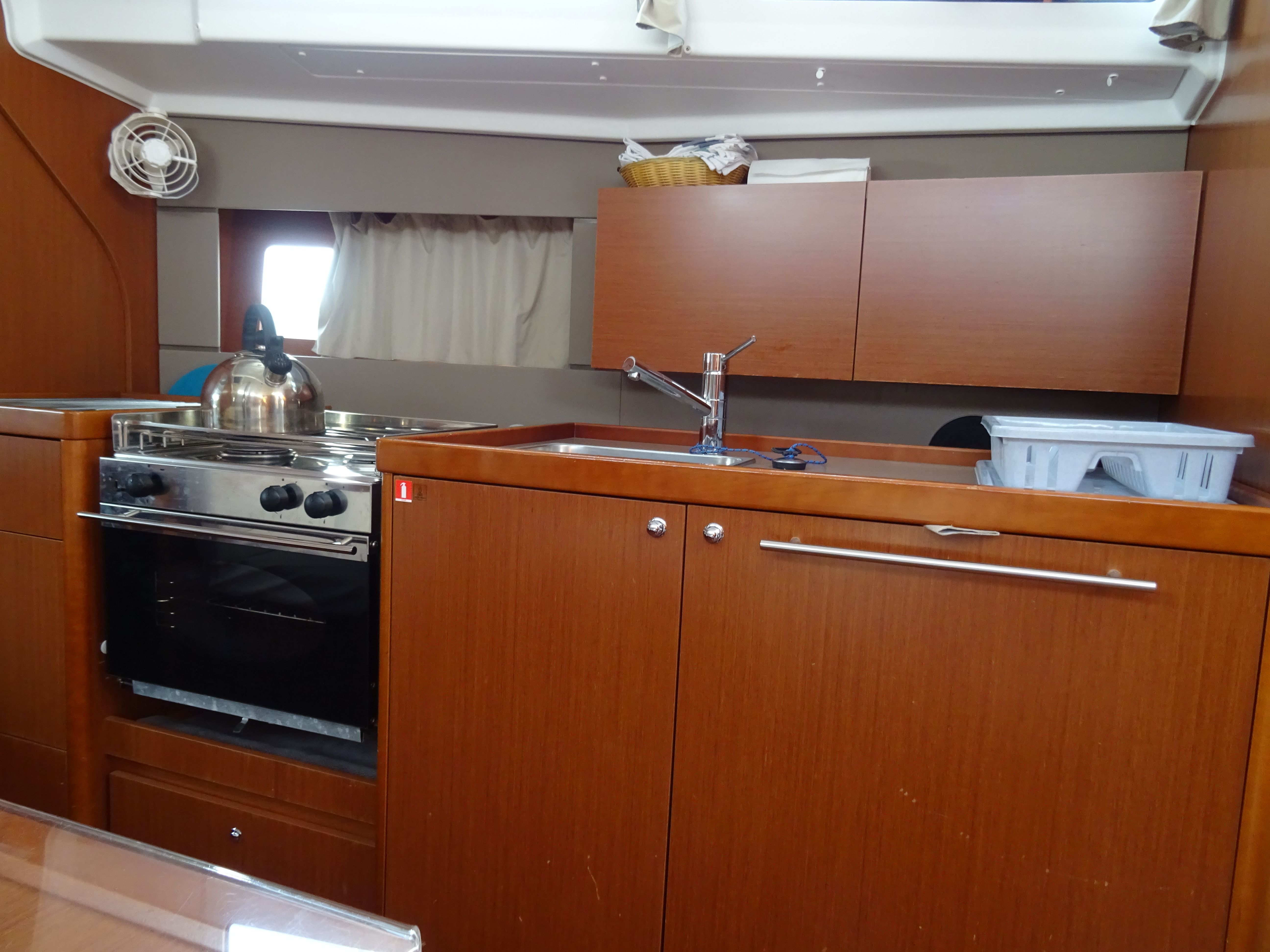 Beneteau Oceanis 38 | Karavas