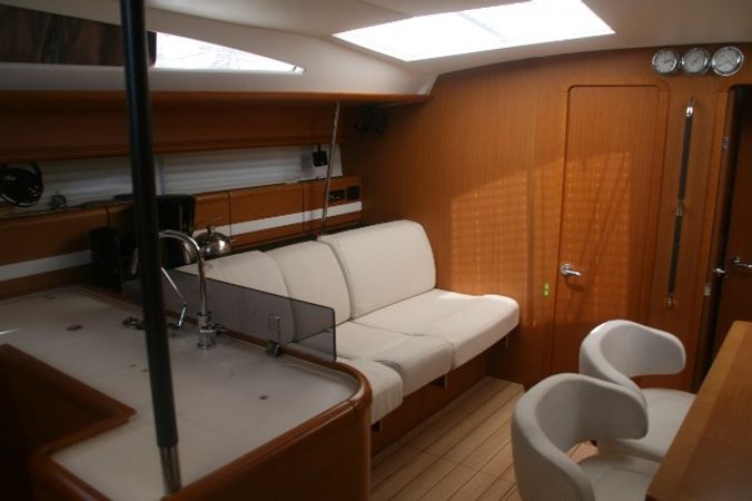 Jeanneau 53 | Trinity