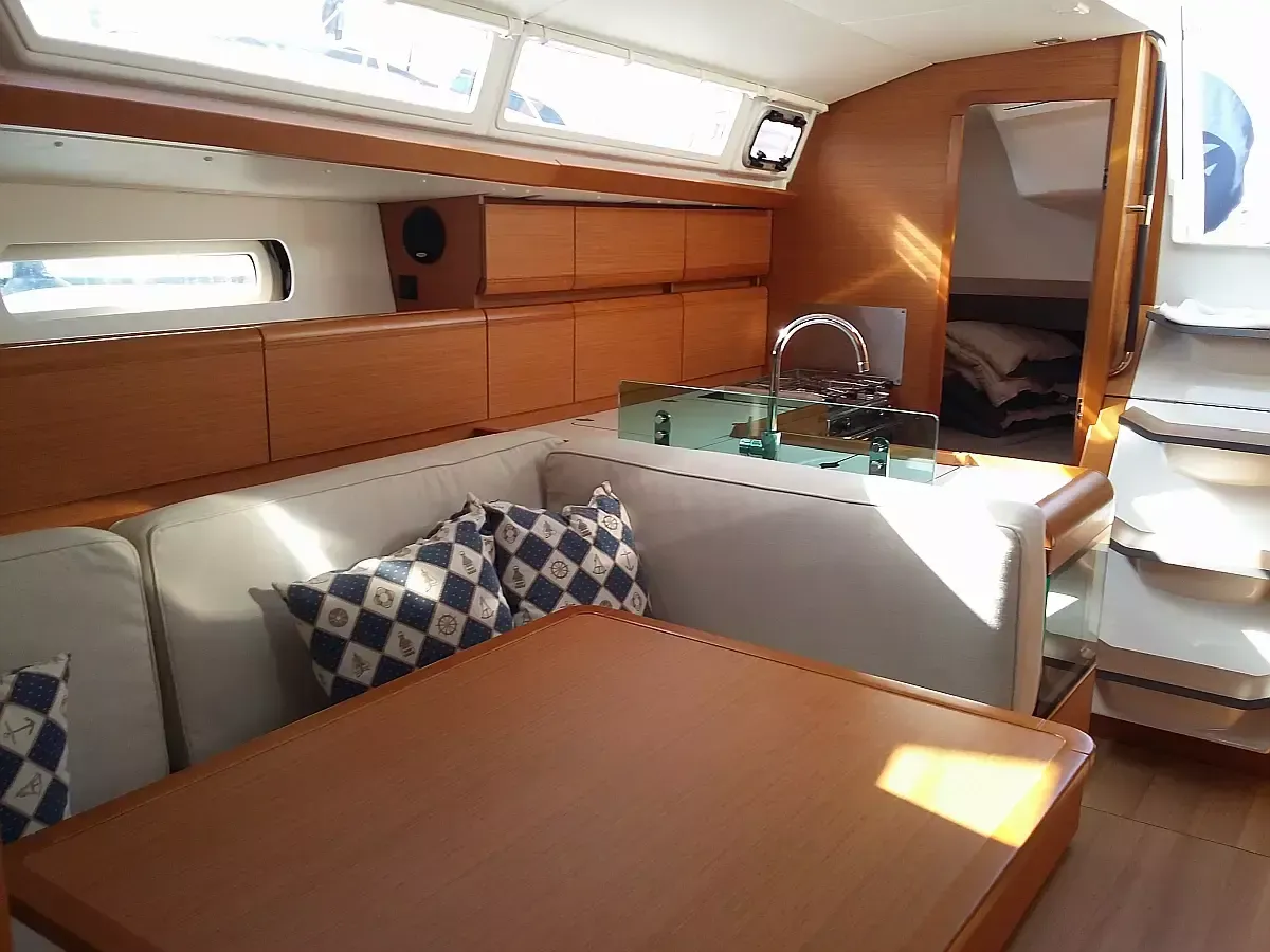 Jeanneau Sun Odyssey 419 | Comanegra