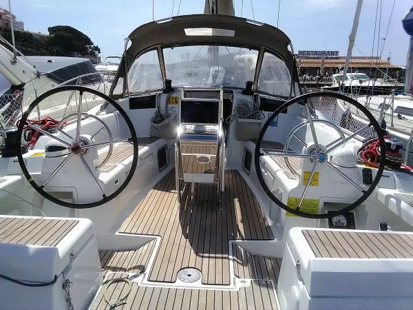 Jeanneau Sun Odyssey 419 | Comanegra