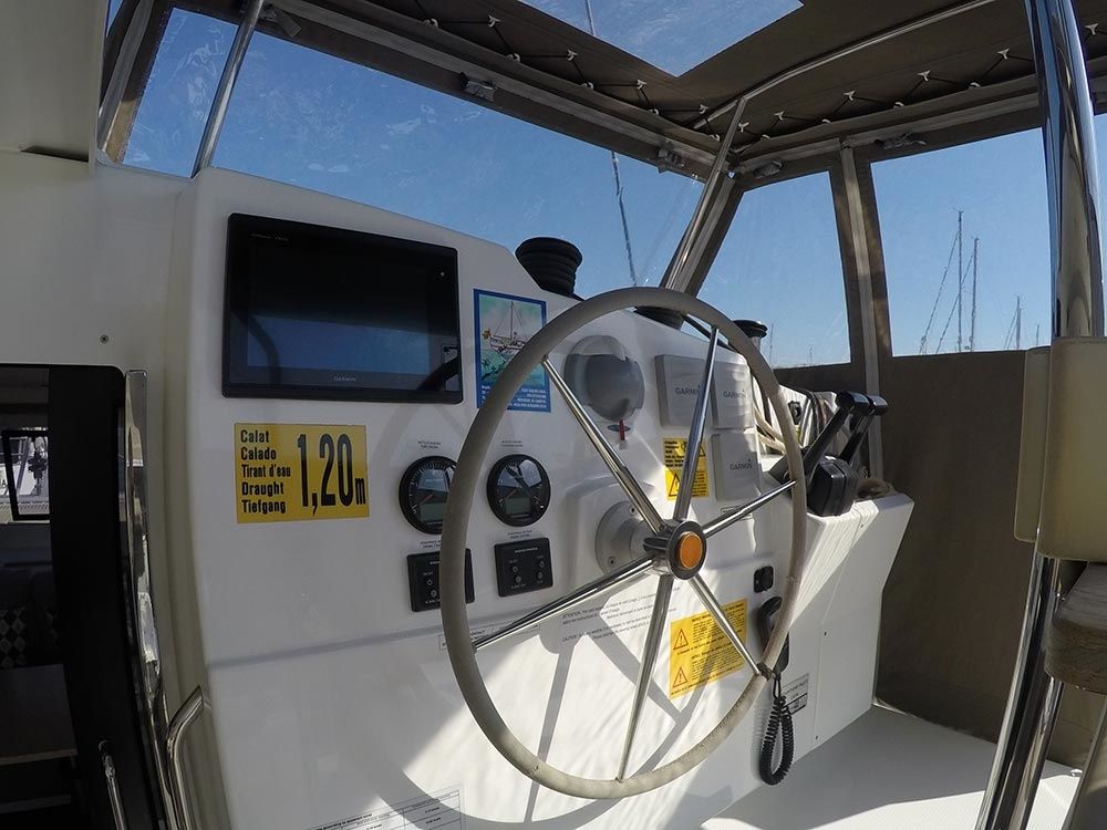 Fountaine Pajot Lucia 40 | Ginesta