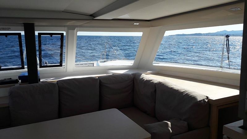 Fountaine Pajot Lucia 40 | Ginesta