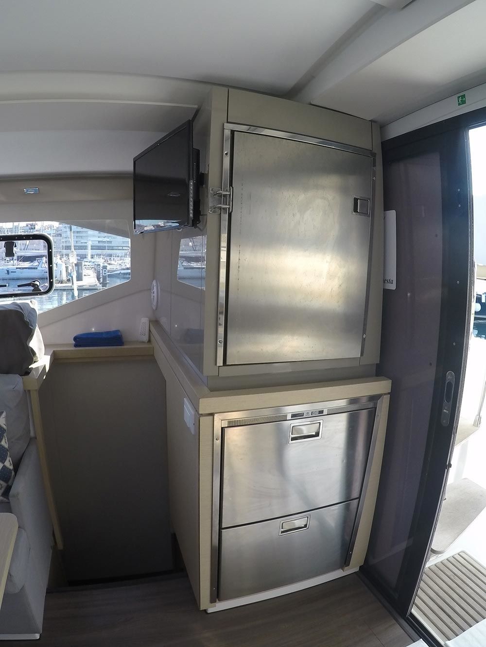 Fountaine Pajot Lucia 40 | Ginesta