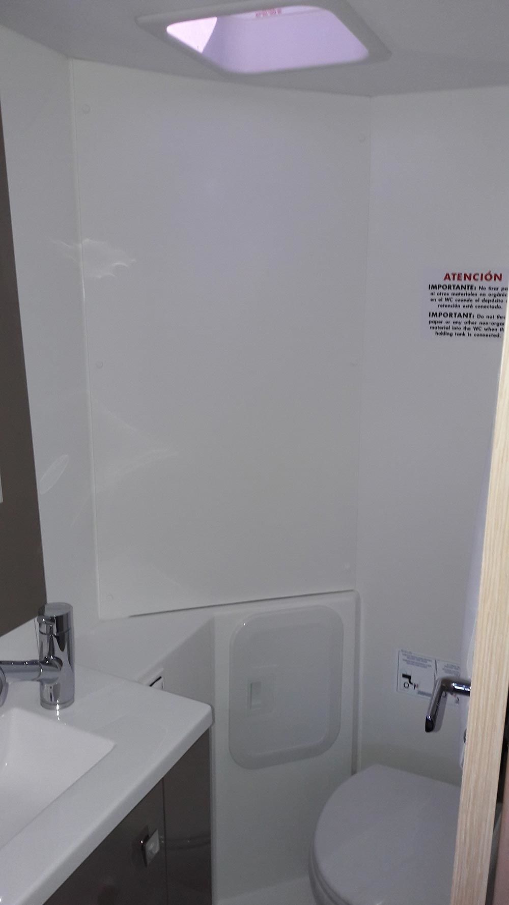 Fountaine Pajot Lucia 40 | Ginesta