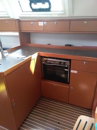 Bavaria Cruiser 37 | Eirené
