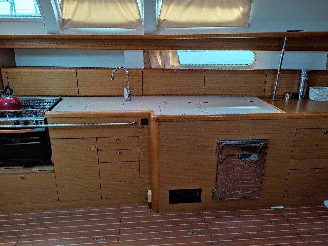 Jeanneau Sun Odyssey 44i | Miss Elli